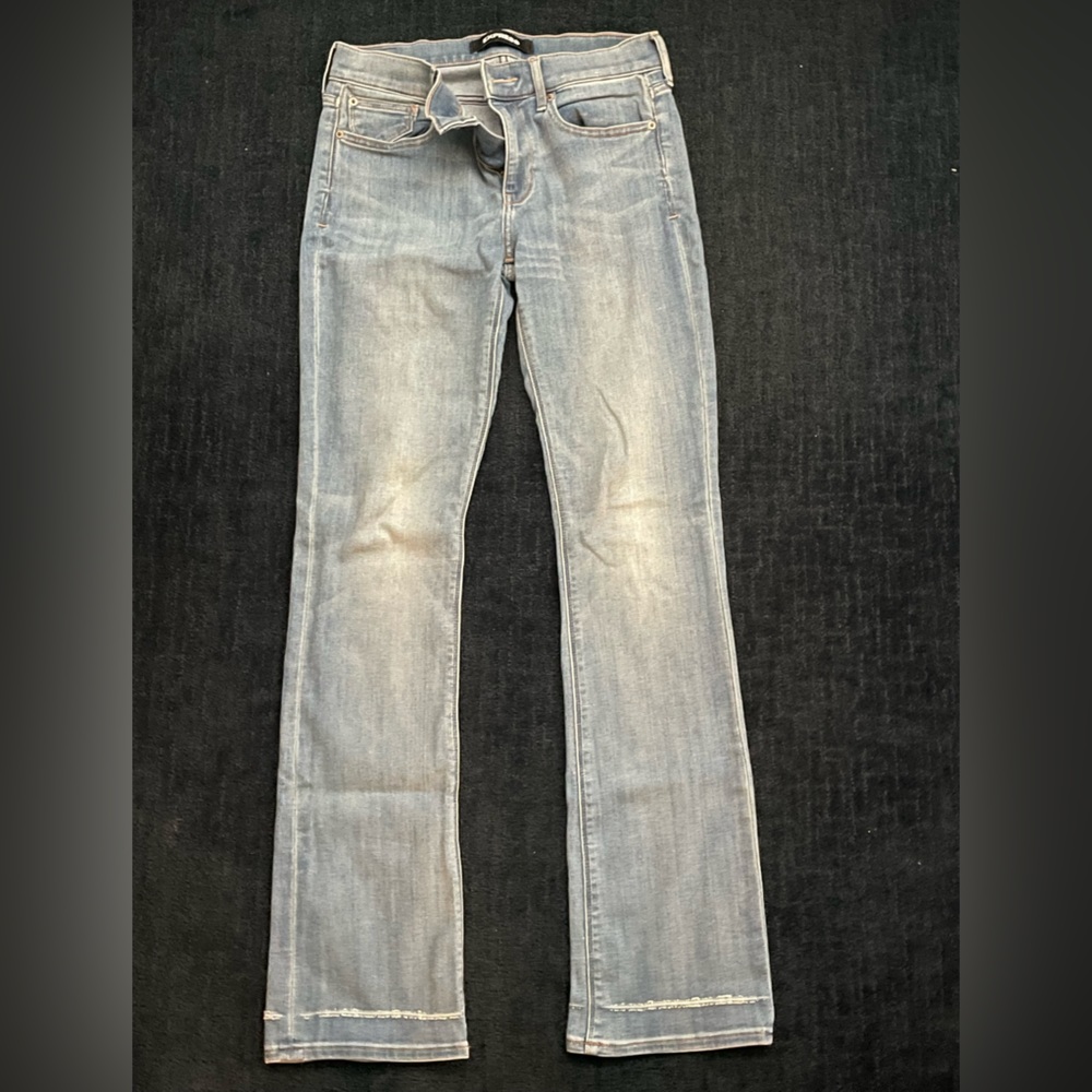 Express Stretch Barely Boot Cut Mid-Rise Blue Jean